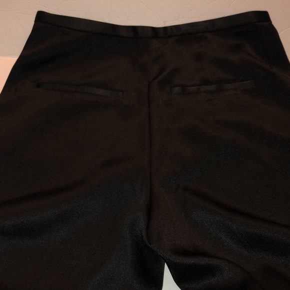 H&M Heavyweight Satin Flat Front High Waisted Pants - Picture 3 of 4